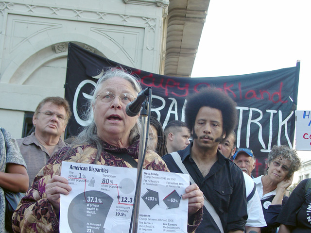 occupyoakland__day022-strikepressconf_10311161.jpg 