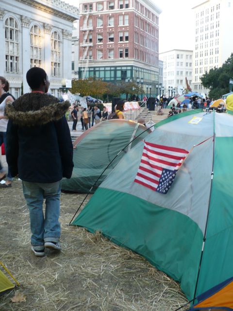 occupyoakland-tentscene.jpg 