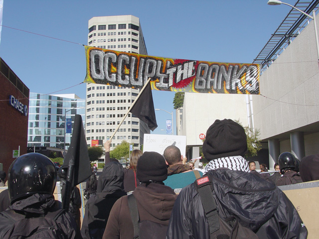 occupyoakland_generalstrike-anticapmarch_110211142251.jpg 