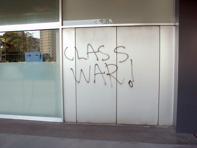 occupyoakland_generalstrike-anticapmarch_110211145130.jpg 