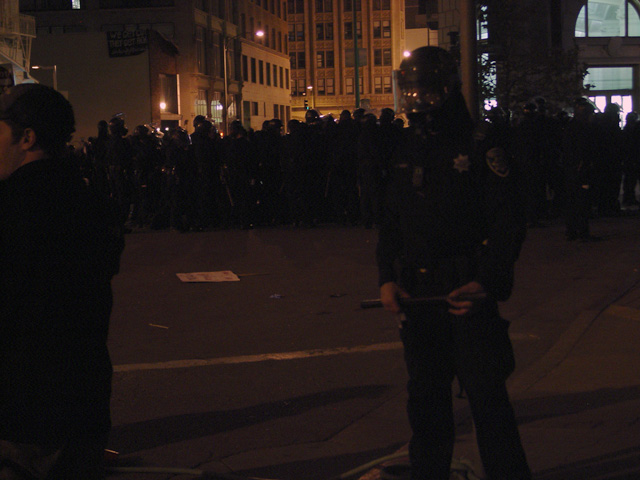 occupyoakland_generalstrike-travelers_110311004527.jpg 