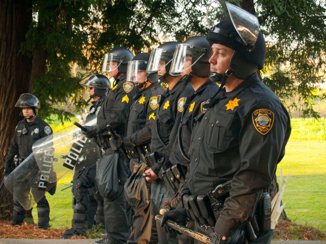 capitola-police-santa-cruz_12-8-11.jpg 