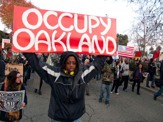 occupy-oakland_12-12-11.jpg 