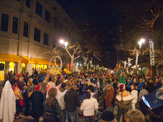 pacific-avenue-santa-cruz_12-31-11.jpg 