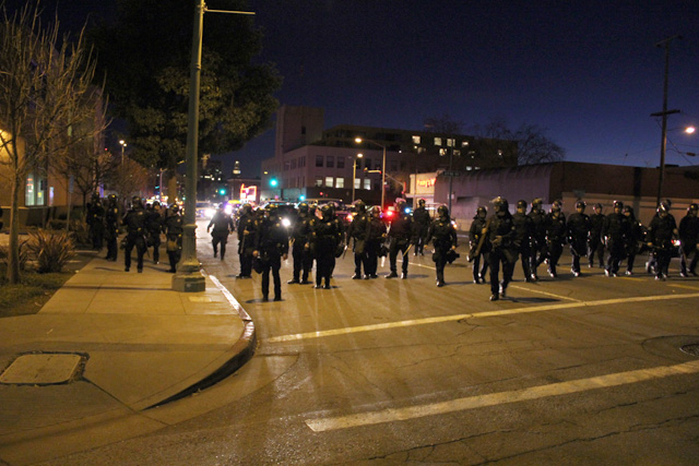 occupyoakland-day111-moveinday_012812181626.jpg 