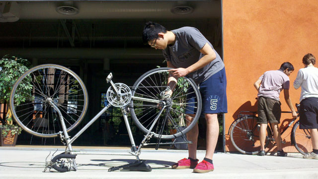 bicycle-maintenance_3-3-12.jpg 