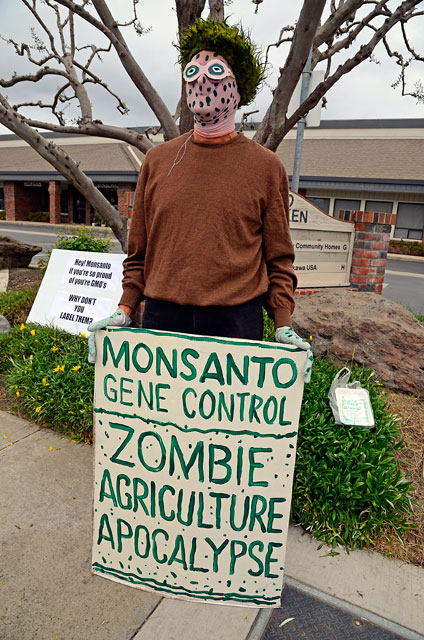 occupy-monsanto-seminis-march-16-2012-15.jpg 