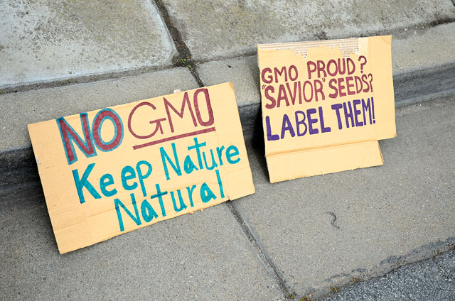 occupy-monsanto-seminis-march-16-2012-19.jpg 