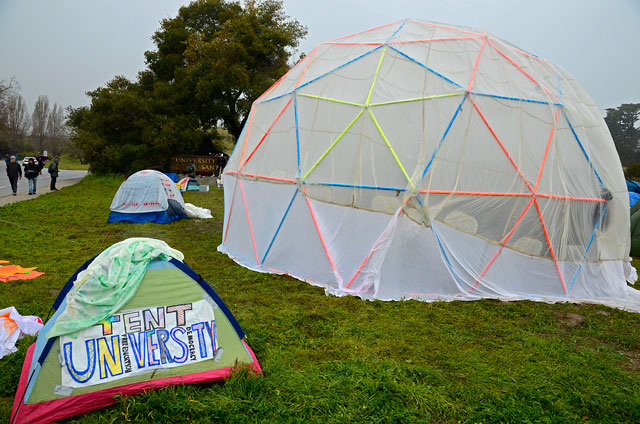 tent-university-ucsc-geodesic-dome-march-1-2012-1.jpg 