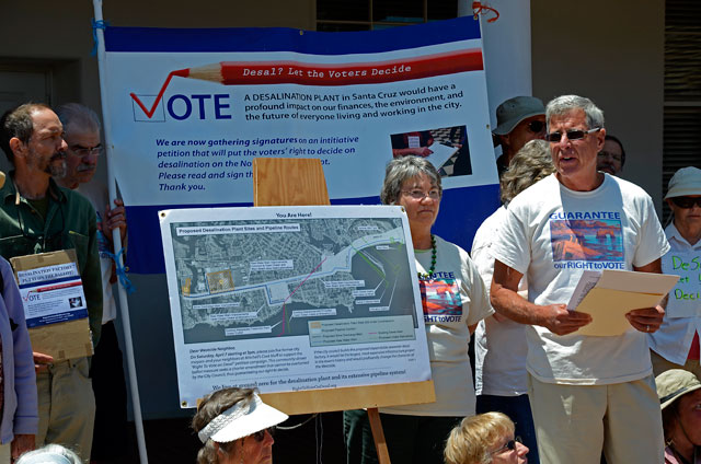 desal-right-to-vote-santa-cruz-may-29-2012-7.jpg 