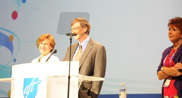 640_weingarten_with_gates_at_aft_convention.jpg original image ( 1839x999)