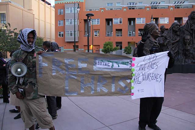 occupyoakland-freechrismorland-rallymarch_20120525_016.jpg 