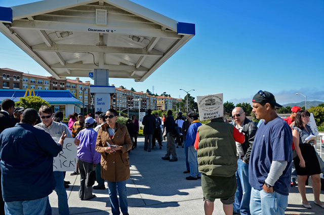 derrick-gaines-memorial-south-san-francisco-june-12-2012-14.jpg 