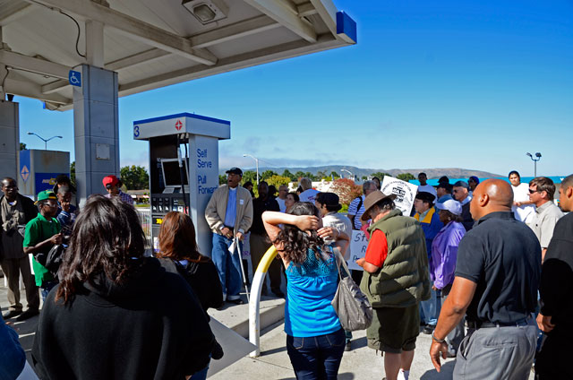 dr-amos-c-brown-naacp-derrick-gaines-memorial-south-san-francisco-june-12-2012-16.jpg 