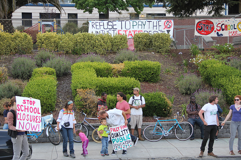 lakeview-sit-in_20120615_006.jpg 