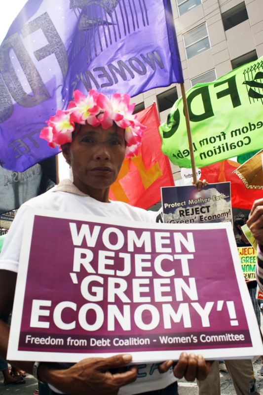 800_2012-green-economy.jpg original image ( 576x864)