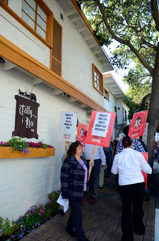 tally-ho-inn-carmel-hotel-protest-unite-here-local-483-june-20-2012-11.jpg 