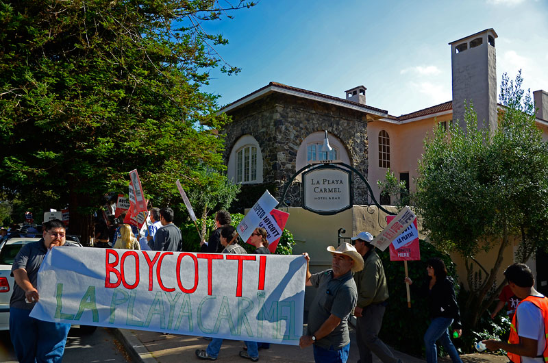 boycott-la-playa-carmel-hotel-and-bar-july-6-2012-.jpg 