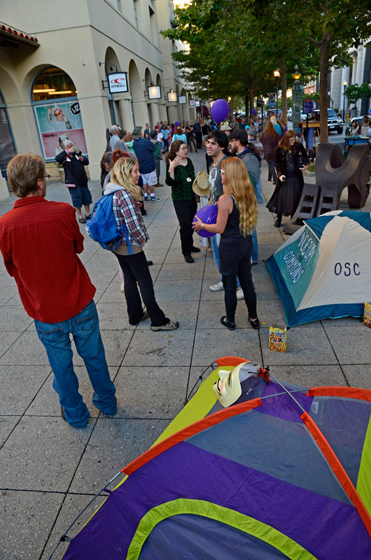 tent-mob-occupy-santa-cruz-july-6-2012-11.jpg 