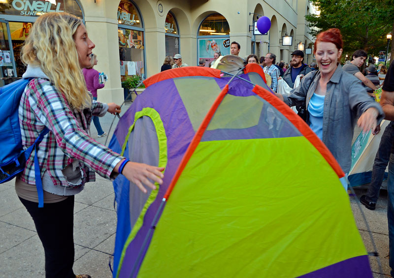 tent-mob-occupy-santa-cruz-july-6-2012-15.jpg 