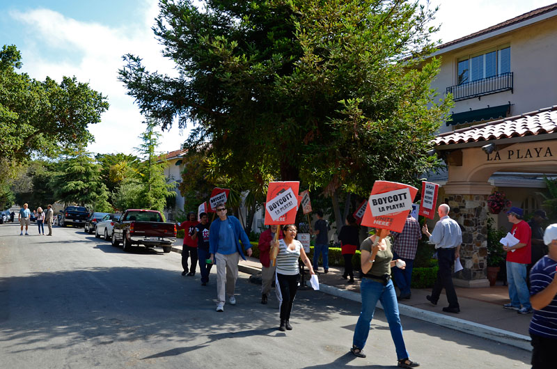 la-playa-carmel-hotel-siege-8th-avenue-july-20-2012-24.jpg 