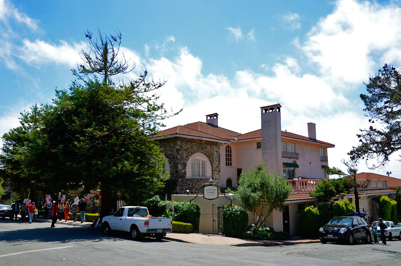 la-playa-carmel-hotel-siege-july-20-2012-11.jpg 