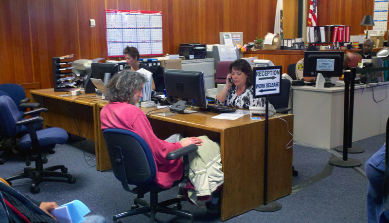 gary-johnson-santa-cruz-jail_1_8-24-12.jpg 