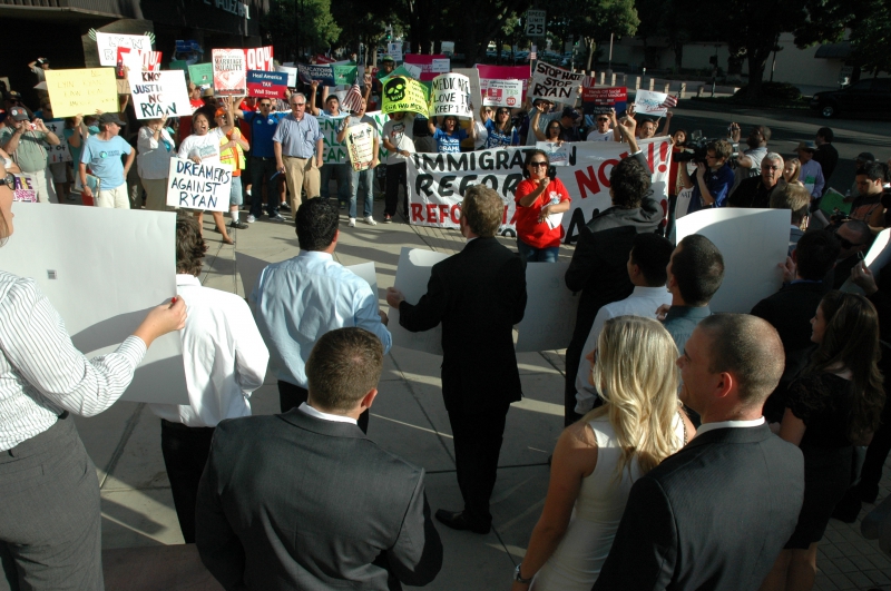 800_ryan_demo_6.jpg original image ( 3008x2000)
