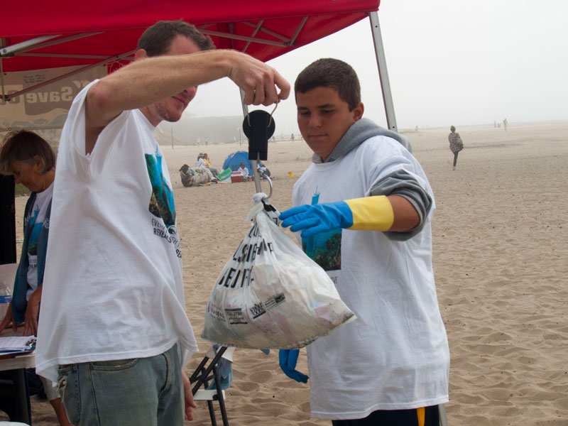 coastal-cleanup_13_9-15-12.jpg 