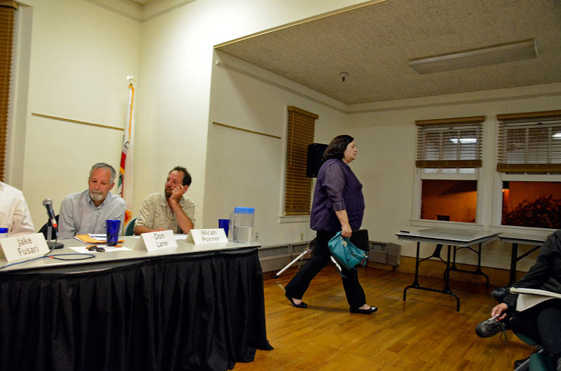 richelle-noroyan-water-forum-santa-cruz-council-candidates-september-27-2012-14.jpg 