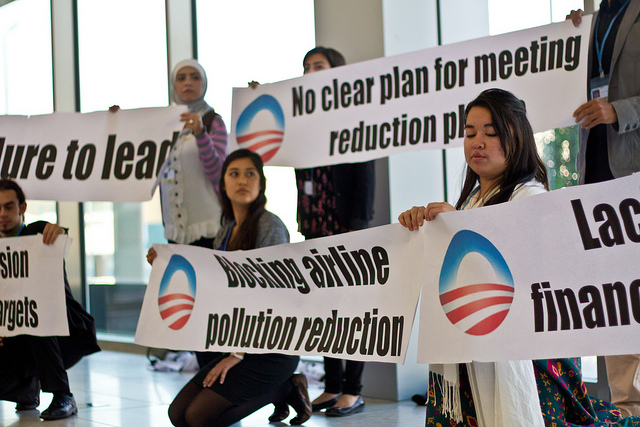 20121203_cop18action.jpg 