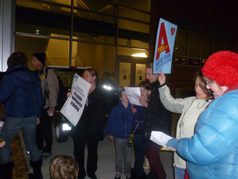 800_aft_2121_ccsf_protest.jpg original image ( 4320x3240)