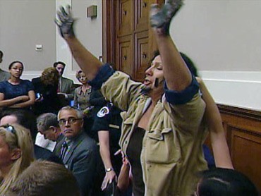 wilson__diane_with_oil_at_hearing.jpg 