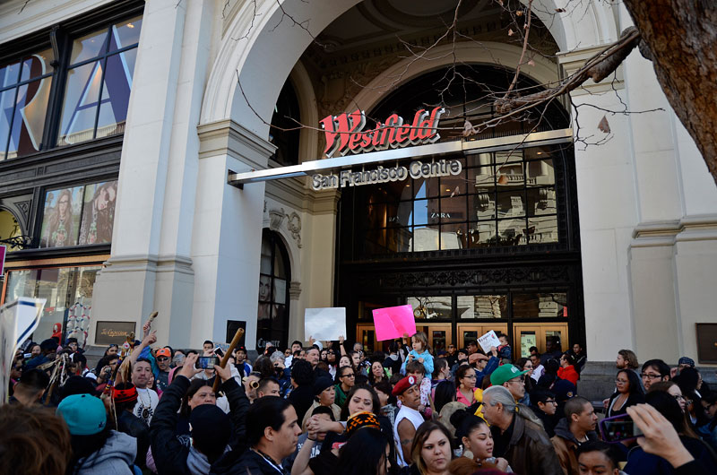 idle-no-more-ohlone-flashmob-san-francisco-january-27-2013-5.jpg 