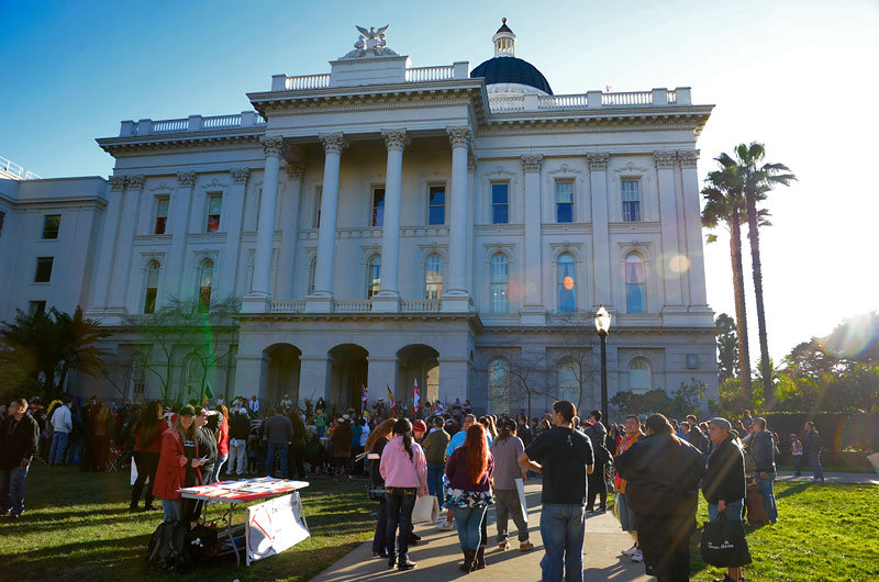 idle-no-more-california-state-capitol-sacramento-january-26-2013-2.jpg 