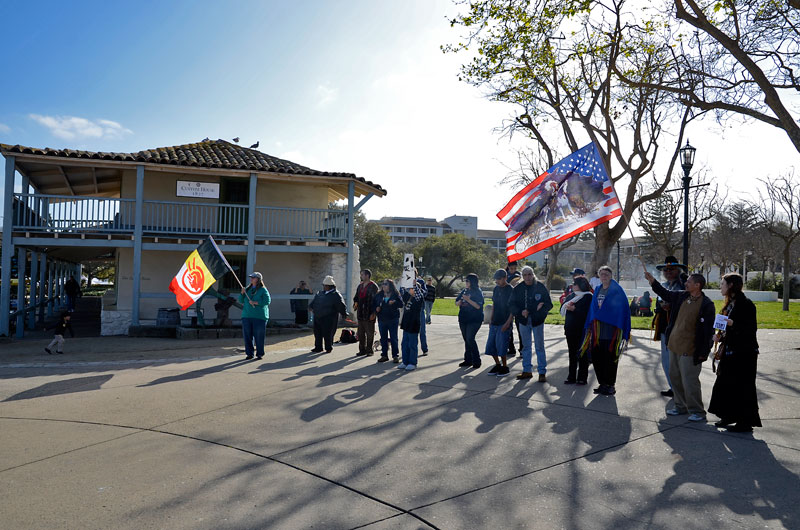 idle-no-more-flash-mob-monterey-february-17-2013-12.jpg 