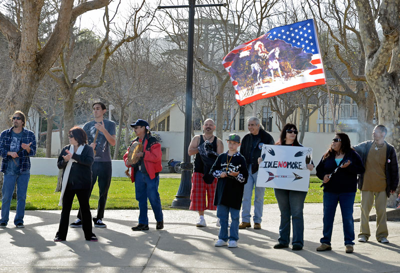 idle-no-more-flash-mob-monterey-february-17-2013-16.jpg 