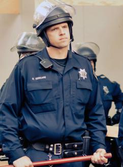 oakland_police_officer_during_oscar_grant.jpg 