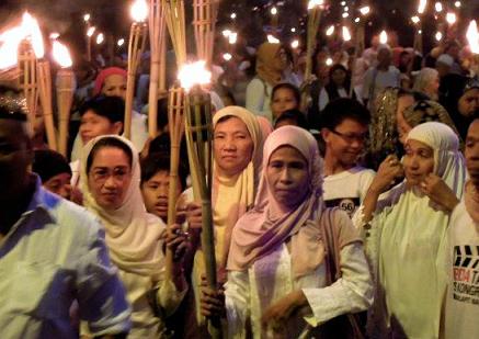 2013-torch-parade-for-peace-anak-mindanao-amin-march-8.jpg 