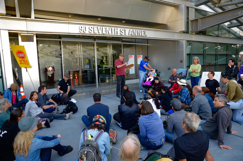 xl-keystone-direct-action-training-san-francisco-march-23-2013-4.jpg 