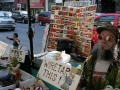 120_peace-vendor-telegraph-ave-berkeley1_bob.jpg original image ( 800x533)