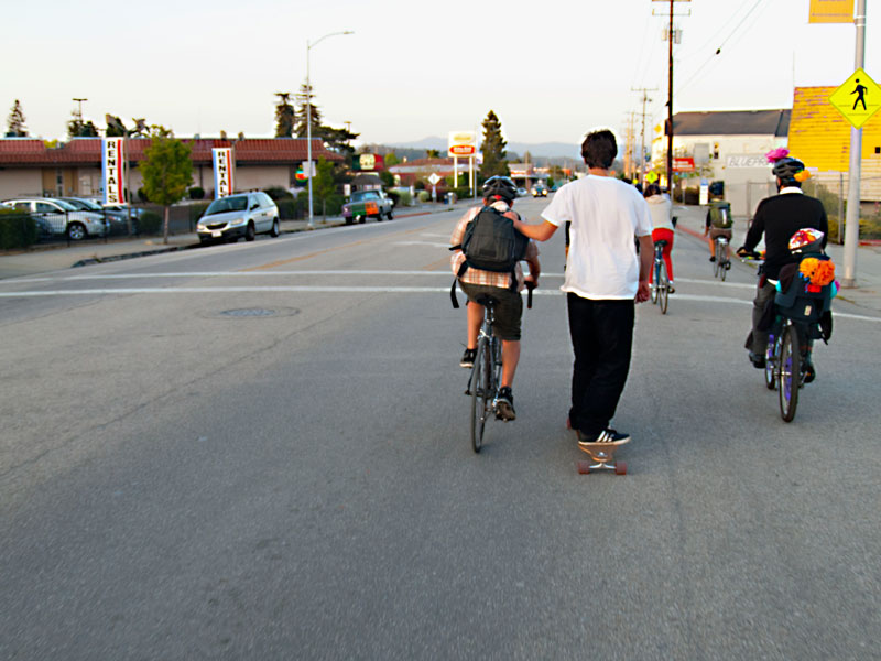 santa-cruz-bike-party_8_4-27-13.jpg 