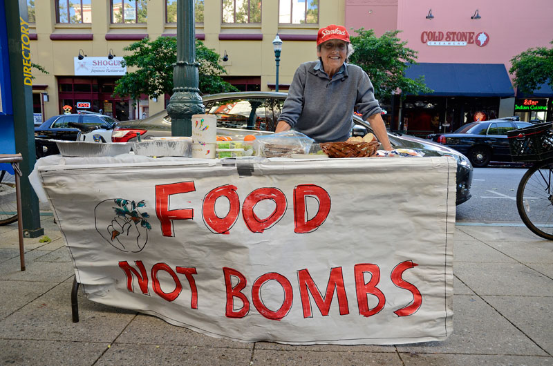 food-not-bombs-may-day-immigration-reform-santa-cruz-2013-18.jpg 