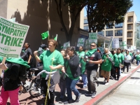 200_ucsf_afscme3299_cwa_upte9119_5_21_13_strike.jpg original image ( 2560x1920)