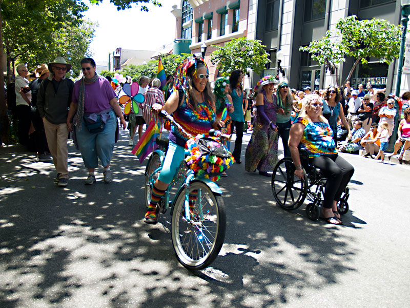 santa-cruz-pride_24_6-2-13.jpg 