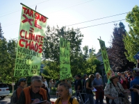 200_paobama3banners.jpg original image ( 3344x2224)