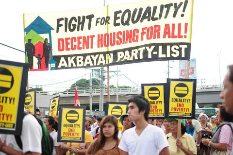 2013-sona-philippines-akbayan-partylist.jpg 