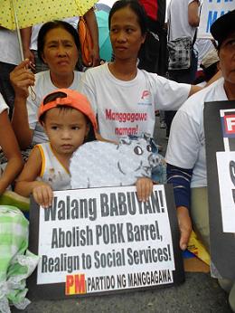 2013-pork-barrel-scandal-philippines-pm.jpg 