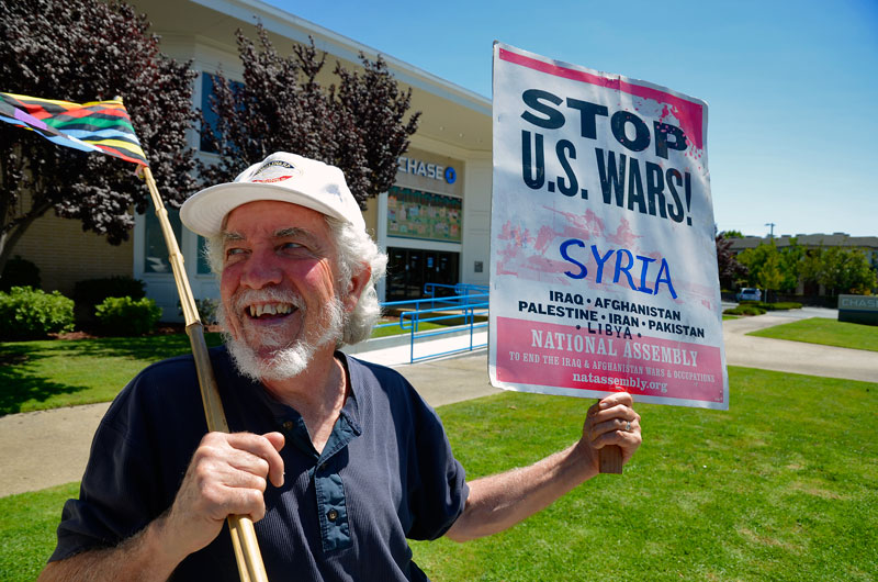 war-in-syria-protest-santa-cruz-august-31-2013-13.jpg 