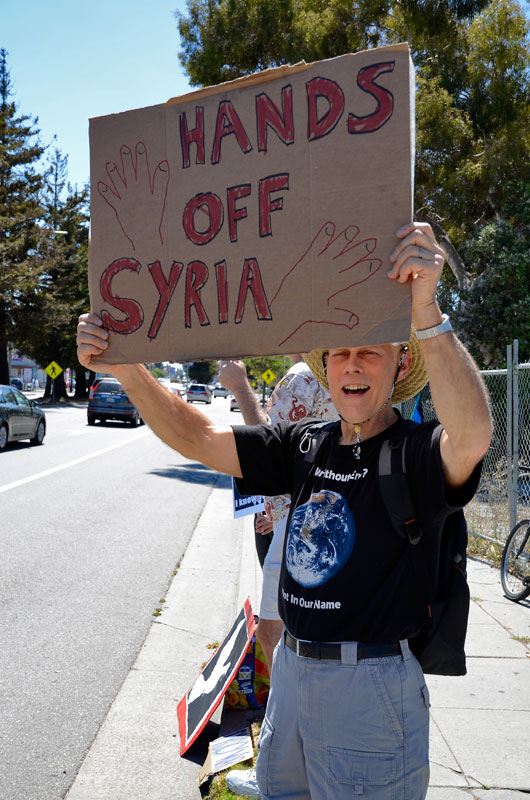 war-in-syria-protest-santa-cruz-august-31-2013-7.jpg 